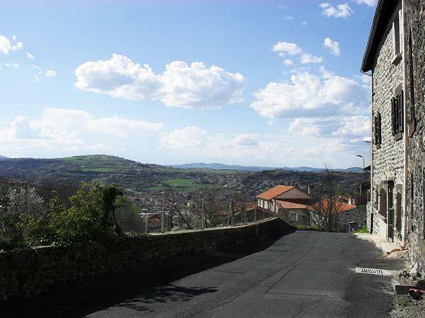 Gite Du Lavoir Villa Le Puy-en-Velay Exterior photo